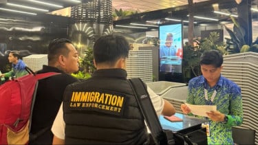 Langgar Aturan Keimigrasian, Kantor Imigrasi Bandar Lampung Deportasi Seorang WNA asal Singapura