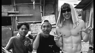 Ole Romeny Habiskan Waktu Liburan di Lombok Jelang Pemanggilan Timnas Indonesia, Berbaur Bersama Anak-anak