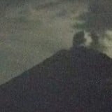Aktivitas Permukaan Masih Tinggi, Status Gunung Semeru Bertahan di Level III Siaga
