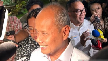 Pindad Siap Buat Mobil Kepresidenan Transparan, Wujudkan Keinginan Presiden Prabowo Sapa Rakyat Lebih Mudah