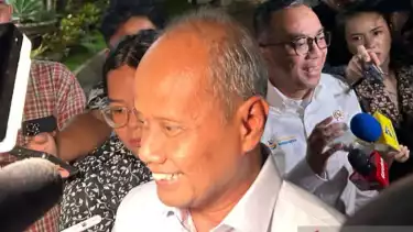 Pindad Siap Buat Mobil Kepresidenan Transparan, Wujudkan Keinginan Presiden Prabowo Sapa Rakyat Lebih Mudah
