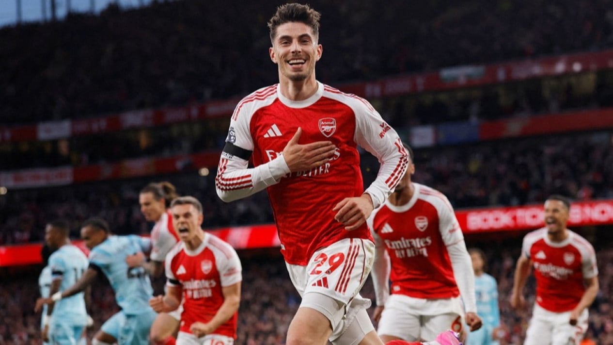 Update Klasemen Liga Inggris 2025-2026: Arsenal Kukuhkan Diri sebagai Pemuncak, Selangkah Lagi Jadi Juara
            - galeri foto