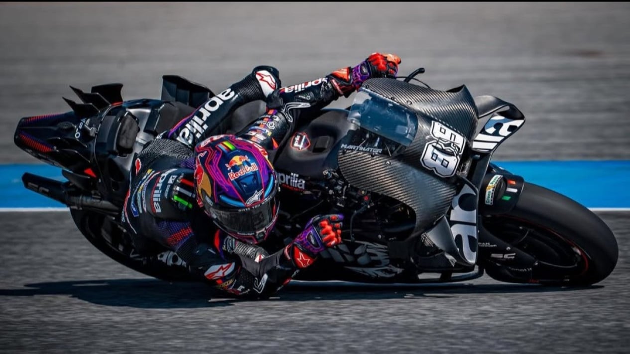 Alami Crash saat Jalani Uji Coba MotoGP di Catalunya, Jorge Martin Langsung Dilarikan ke Rumah Sakit
            - galeri foto