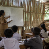 Guru Honorer dan Tantangan Pendidikan di Daerah Terpencil, Tidak Hanya Mengajar dengan Ilmu, tetapi juga Hati