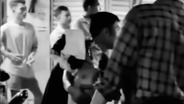 Geger! Pria Bersimbah Darah Diduga Jadi Korban Pembacokan di Jakbar, Polisi Ungkap Faktanya