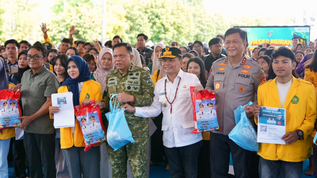 Gubernur Agustiar Sabran Gratiskan Paket Pasar Murah untuk Mahasiswa Pedalaman
            - galeri foto