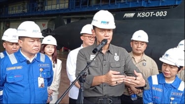 Menko AHY Dorong Penguatan Industri Galangan Kapal Nasional di PT PAL Surabaya