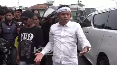 Ambulans Tak Kunjung Tiba, Dedi Mulyadi Tangani 2 Remaja Kecelakaan di Lembang: Biaya Sama Gubernur