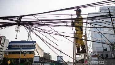 DPRD DKI Desak Pergub Penataan Kabel Udara Segera Rampung, Kabel Semrawut Jakarta Jadi Sorotan