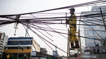 DPRD DKI Desak Pergub Penataan Kabel Udara Segera Rampung, Kabel Semrawut Jakarta Jadi Sorotan