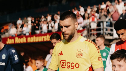 Diakui Bukan Mengakui, Maarten Paes Dapat Rating 8,1 usai Bawa Ajax Amsterdam ke Final Play-off UEFA Conference League
