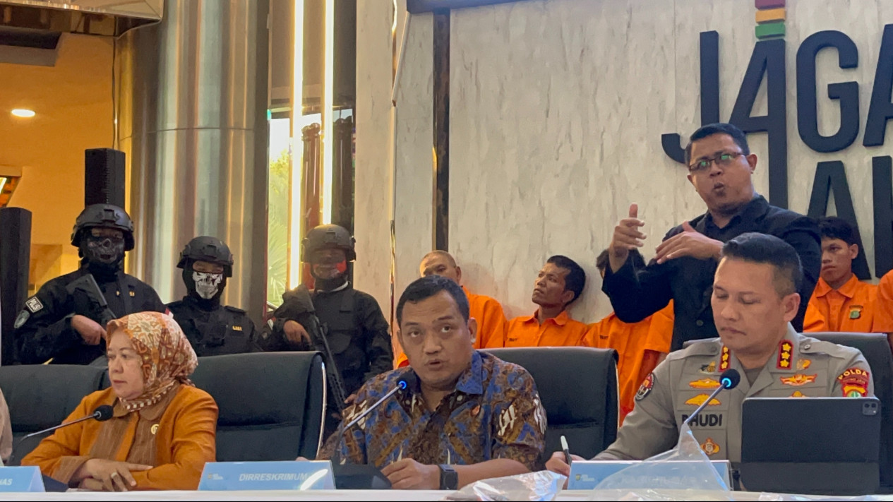 Soal Marak Dugaan Teror Pocong, Polda Metro Jaya Ambil Langkah Ini
            - galeri foto