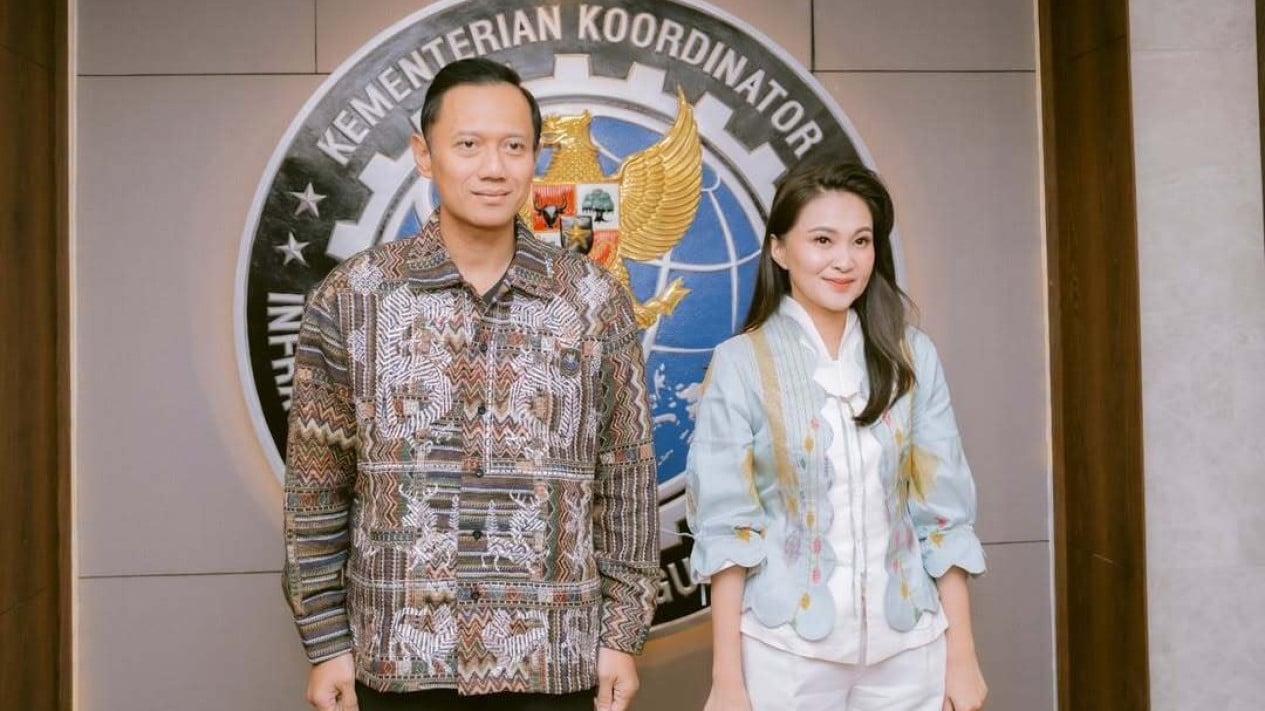 Demi Pembangunan Merata, Gubernur Malut Sherly Tjoanda Bertemu dengan AHY Buat Kawal Konektivitas Trans Kie Raha
            - galeri foto