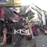 Telak! Dedi Mulyadi Jawab Kemarahan PKL yang Kiosnya Dibongkar Paksa: Itu Hak Pejalan Kaki