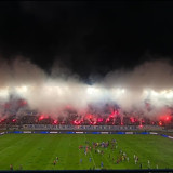Persib Bandung Hattrick Juara, GBLA Berubah Jadi Lautan Flare Merah