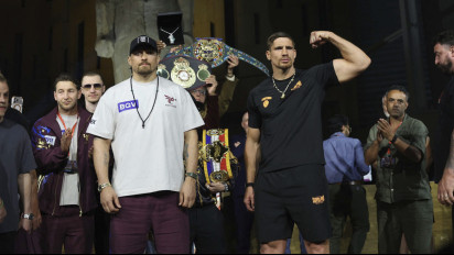Link Live Streaming Tinju Dunia: Pagi Ini Ada Duel Oleksandr Usyk vs Rico Verhoeven Diperebutan Gelar Juara
