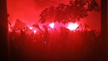 Persib Bandung Juara Super League 2025-2026, Bobotoh Rayakan Kemenangan di Jalanan Kota