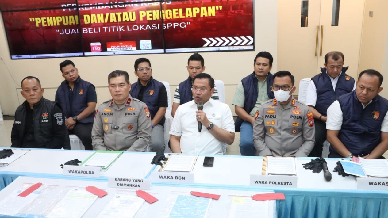 Bongkar Skandal Jual Beli Titik SPPG, Polresta Barelang dan BGN Amankan Dokumen Penting
            - galeri foto
