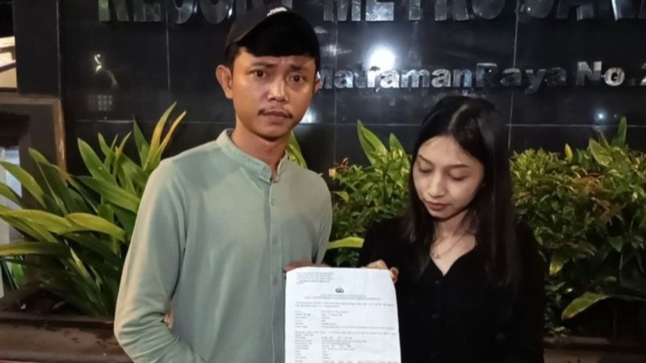 WO Kabur, Pasangan Muda Nikah Tanpa Dekorasi dan Catering Berujung Lapor Polisi
            - galeri foto