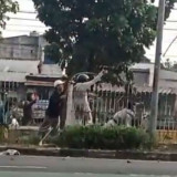 Tawuran Warga Terjadi di Klender Jaktim, Pengendara Keluhkan Macet hingga 2 KM Lebih