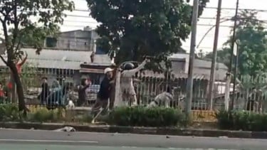 Tawuran Warga Terjadi di Klender Jaktim, Pengendara Keluhkan Macet hingga 2 KM Lebih