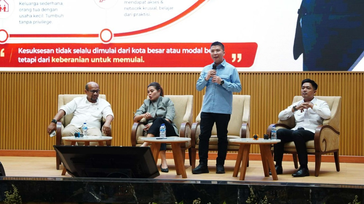 Kuliah Umum di IPB, Anthony Leong Dorong Semangat Soemitronomics sebagai Fondasi Ekonomi Indonesia
            - galeri foto