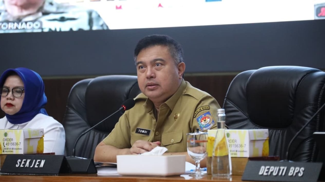 Kemendagri Wanti-wanti Lonjakan Harga Minyak Goreng, Minta Bulog Pacu Distribusi Minyakita di Indonesia Timur
            - galeri foto