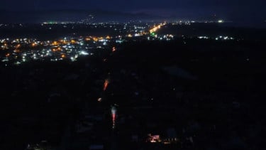 Wamen ESDM Sebut Sambaran Petir Jadi Penyebab Blackout di Sumatera
