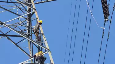 PLN Komitmen Maksimal Upayakan Penormalan Sistem Kelistrikan di Aceh, Terjunkan Tim Siaga 24 Jam