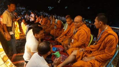 Walk for Peace, Perjalanan Spiritual Biksu Thudong Disambut Ratusan Umat Buddha di Ungaran Kabupaten Semarang