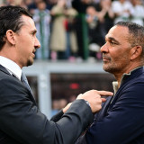 Ultras AC Milan Serang Zlatan Ibrahimovic