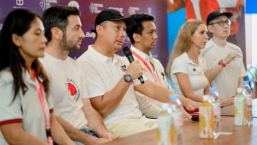 Ari Moya Jadi Pelatih Timnas Padel Indonesia