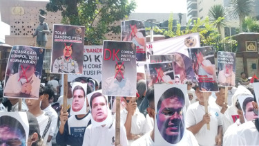 Buntut Kasus Pod Getar! Ramai-ramai Massa Desak Kapolri Tolak Banding: Pidanakan Kompol DK