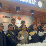 Polda Metro Bongkar Peredaran Obat Keras Berkedok Toko Kosmetik di Bekasi, Ribuan Pil Disita