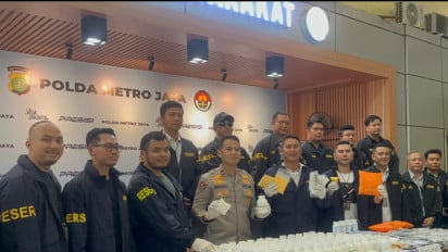 Polda Metro Bongkar Peredaran Obat Keras Berkedok Toko Kosmetik di Bekasi, Ribuan Pil Disita