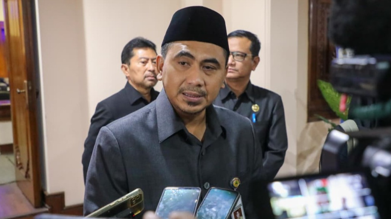 Isu Penataan Tenaga non-ASN, Pemrov Jawa Tengah Pastikan Tak Ada Pemberhentian Guru Honorer
            - galeri foto