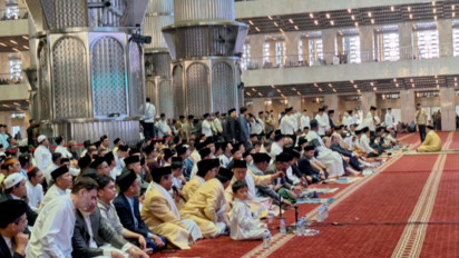 Momen Gibran Salat Idul Adha di Istiqlal Bersama Menteri Kabinet dan Pejabat Negara