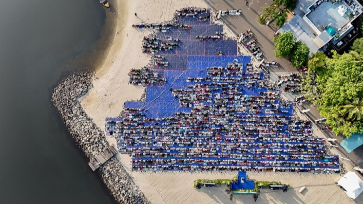 Lensa Berbicara: Ratusan Jemaah Laksanakan Salat Idul Adha 1447 H di Pantai Lagoon Ancol
            - galeri foto