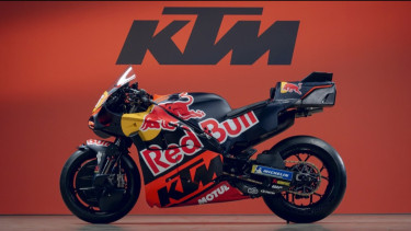 Bos KTM Jelaskan Alasan Utama Tetap Pertahankan Tech3 Sebagai Tim Satelit di MotoGP Musim Depan