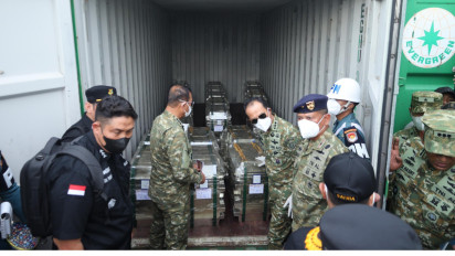 TNI AL Gagalkan Penyelundupan 390 Ton LTJ dan Unsur Radioaktif Ilegal di Kepri