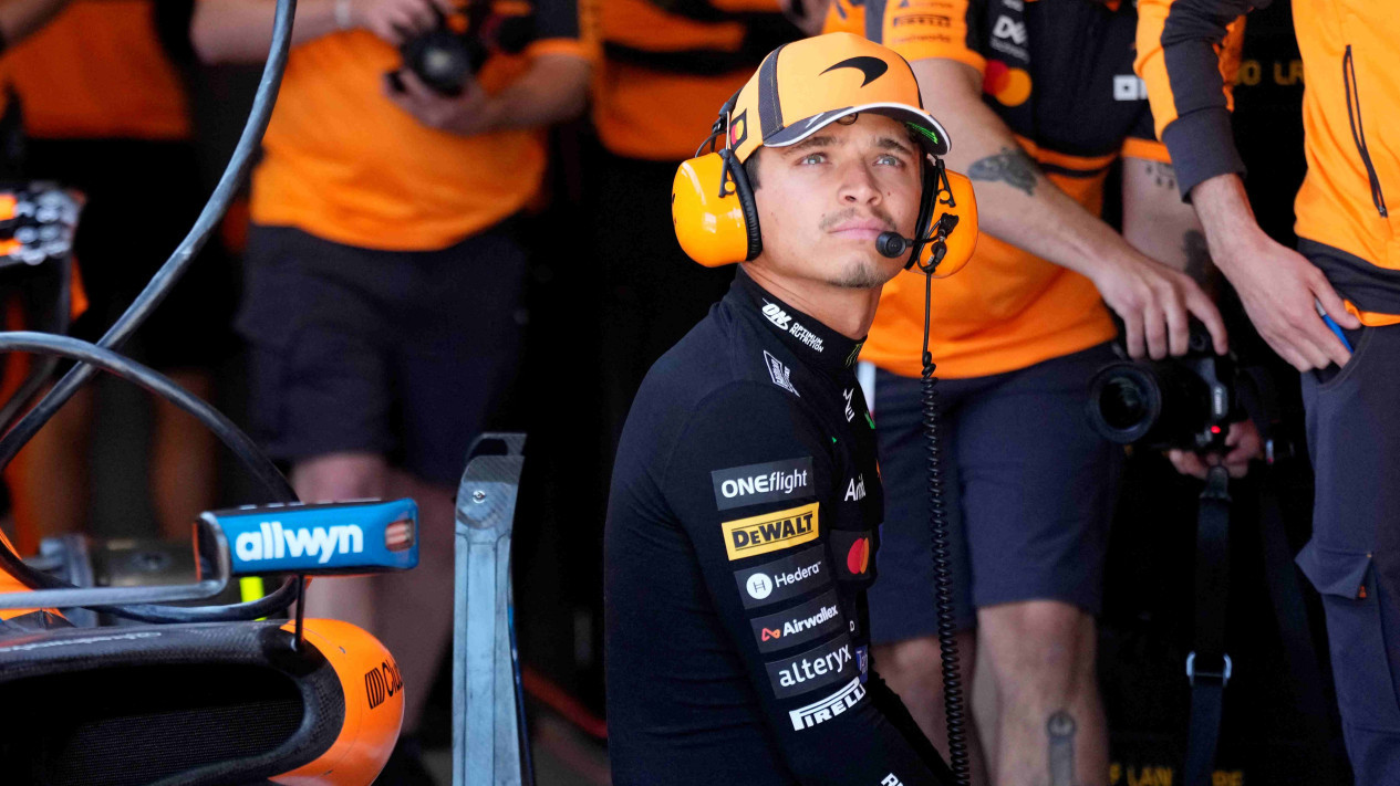 Bos McLaren Ungkap Penyebab Sebenarnya Lando Norris Gagal Finis saat Balapan Utama F1 GP Kanada, Ternyata Gara-gara...
            - galeri foto