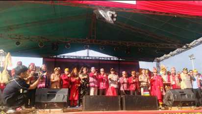 Pekan Gawai Dayak Kabupaten Melawi ke XVIII Resmi Dibuka, Momentum Penting Memperkuat Persatuan