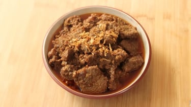 Resep Olahan Daging Kurban: Rendang Bumbu Jawa Otentik ala Chef Devina Hermawan