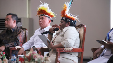 Apresiasi Konferensi Strategis Papua, Wamendagri Ribka Haluk Tekankan Pembangunan Berbasis Kearifan Lokal