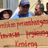 Hari Anti Tambang, Warga Pati Demo Tolak Tambang di Kawasan Pegunungan Kendeng