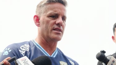 John Herdman Sampaikan Kabar Baik soal Cedera Jay Idzes, Kondisi Kapten Timnas Indonesia Tidak Terlalu Mengkhawatirkan