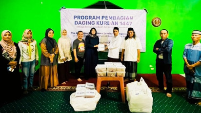 Semangat Iduladha, AIDA Kemlu Azerbaijan dan OIC Youth Indonesia Salurkan Ratusan Paket Kurban di Bogor dan Sukabumi