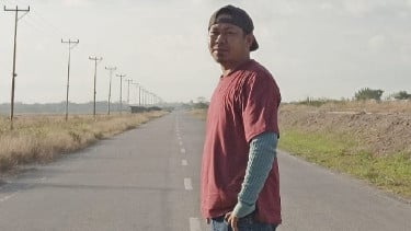 Berawal dari Driver, Komika Ini Jadi Pencipta Lagu Viral dari Hasil Buatan AI yang Cetak Miliaran View
