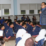 Songsong Indonesia Emas 2045, Wamendagri Bima Ajak Generasi Muda Tingkatkan Kualitas Diri