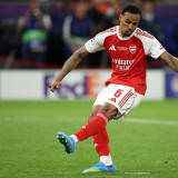 Thierry Henry Heran Gabriel Magalhaes Jadi Penendang Penentu Arsenal dalam Adu Penalti Kontra PSG
